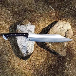 Handmade Carbon Steel Machete: Rosewood Handle Bushcraft Tool