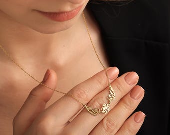 Sterling Silver Angel Wings Necklace, Angel Wings Necklace with Birthflower, Baby Loss Gift Angel Wing, Guardian Angel Charm, Gifts for Her