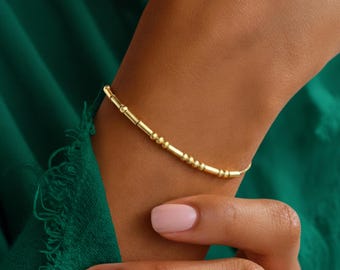 Morse-Code Armband Frauen, personalisiertes Armband mit Name, versteckte Nachricht Armband kundenspezifisch, geheimes Nachrichtenarmband, zierliche Geschenke für sie