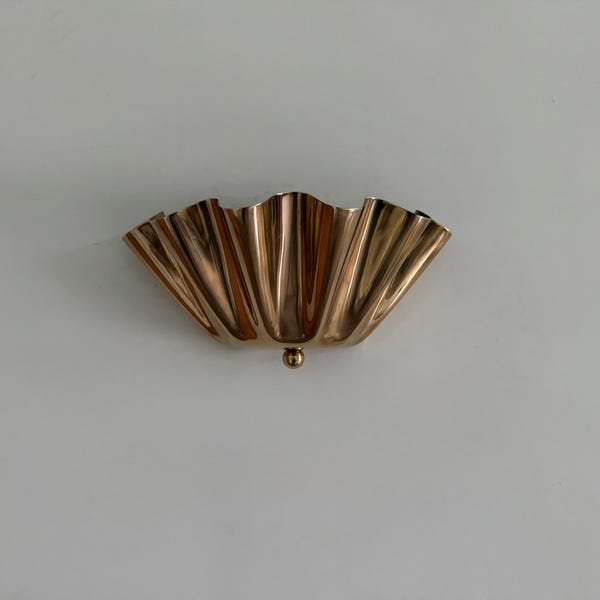 Mid Century Half Flower Wall Sconce Light | Modern Wall Fixture | Beautiful Wall Sconce Light | Wall Light For Bedroom, Or Patio Home Décor