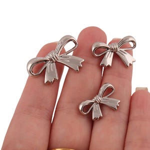Elegant Bow Metal Buttons: Silver or Gold Sewing Embellishments (6pcs, 20/23/28mm