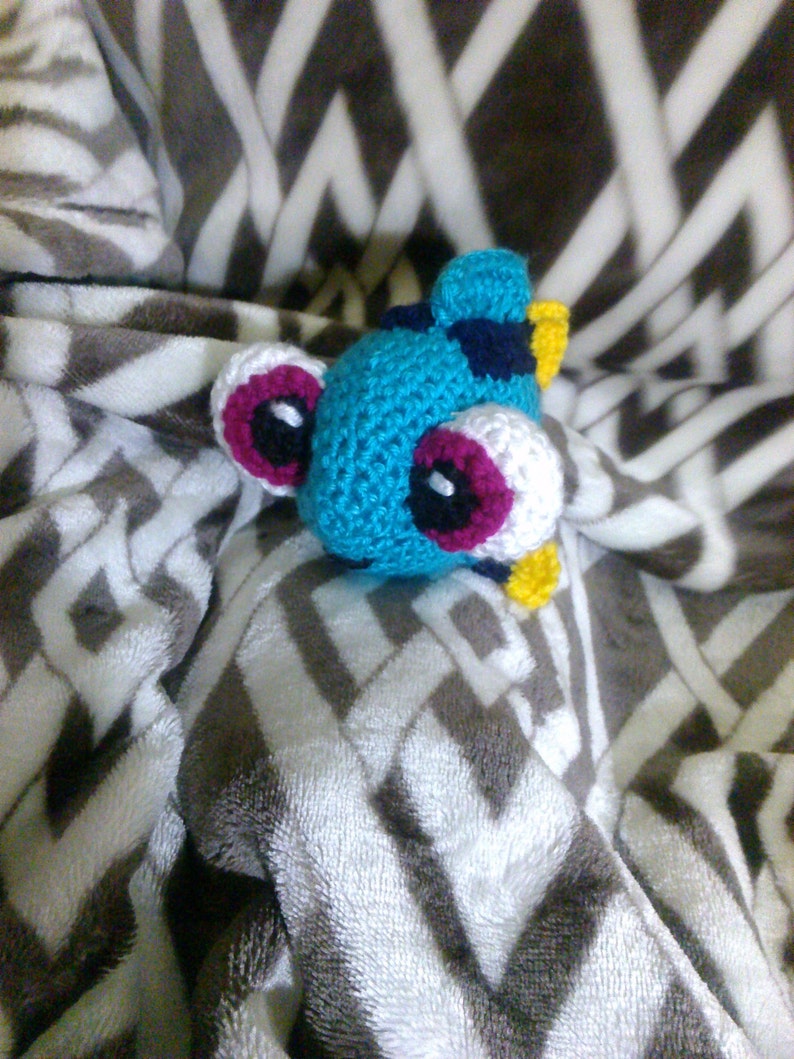Crochet baby Dory fish inspired image 1