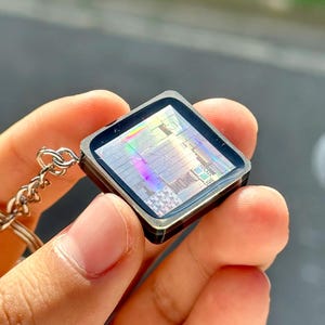 Schlüsselanhänger aus echtem Siliziumchip, Halbleiterwafer-Geschenk für Programmierer oder Ingenieure, Mini-Version