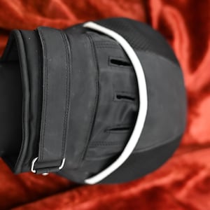 Focus Pads for Boxing and MMA Training – Comfortable Punch Mitts for Kickboxing, Martial Arts, and Sparring Practice