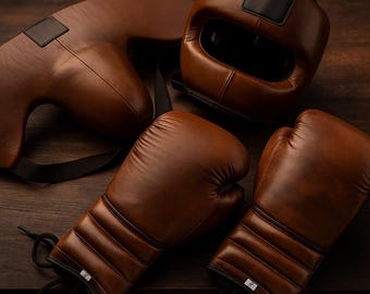 Real Leather Training Set – Boxing Gloves, Headgear & Groin Protector