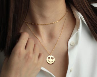 Collier emoji yeux coeur en argent sterling : bijoux d'amour minimalistes