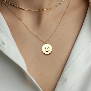 Smile Wink Necklace – Cute Emoji Pendant in Silver, Rose Gold, Gold – Fun Minimalist Gift for Her, Smile Emoji Necklace, Wink Emoji Necklace