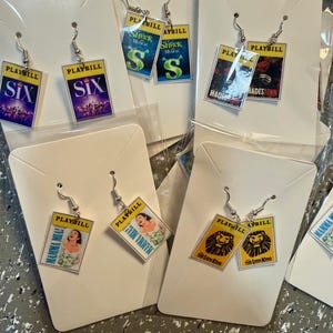 Broadway-affiche-oorbellen – handgemaakt cadeau voor theaterliefhebber. Acteur/Cast/Regie/Bemanning/Beschermheer