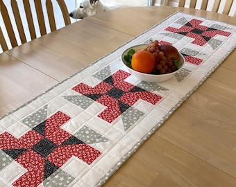 Modern Quilted Table Runner Pattern: Easy DIY Kitchen Decor - Mailed Paper Pattern
