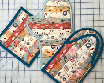 Quilted Oven Mitts & Potholder Pattern - Two Styles - Quilt As You Go - Mailed Paper Pattern - pattern 506