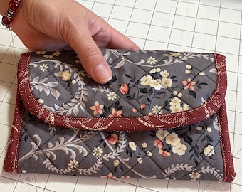 Quilted Wallet Pattern - Quilted Clutch Style Wallet  - PDF Download - Full how-to video on YouTube - #562