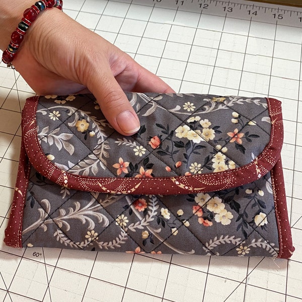 Quilted Wallet Pattern - Quilted Clutch Style Wallet  - PDF Download - Full how-to video on YouTube - #562