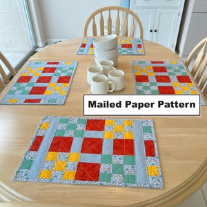 Checkered Table Quilted Placemat Pattern - Quilted Placemats - Mailed Paper Pattern by Tulip Square #619