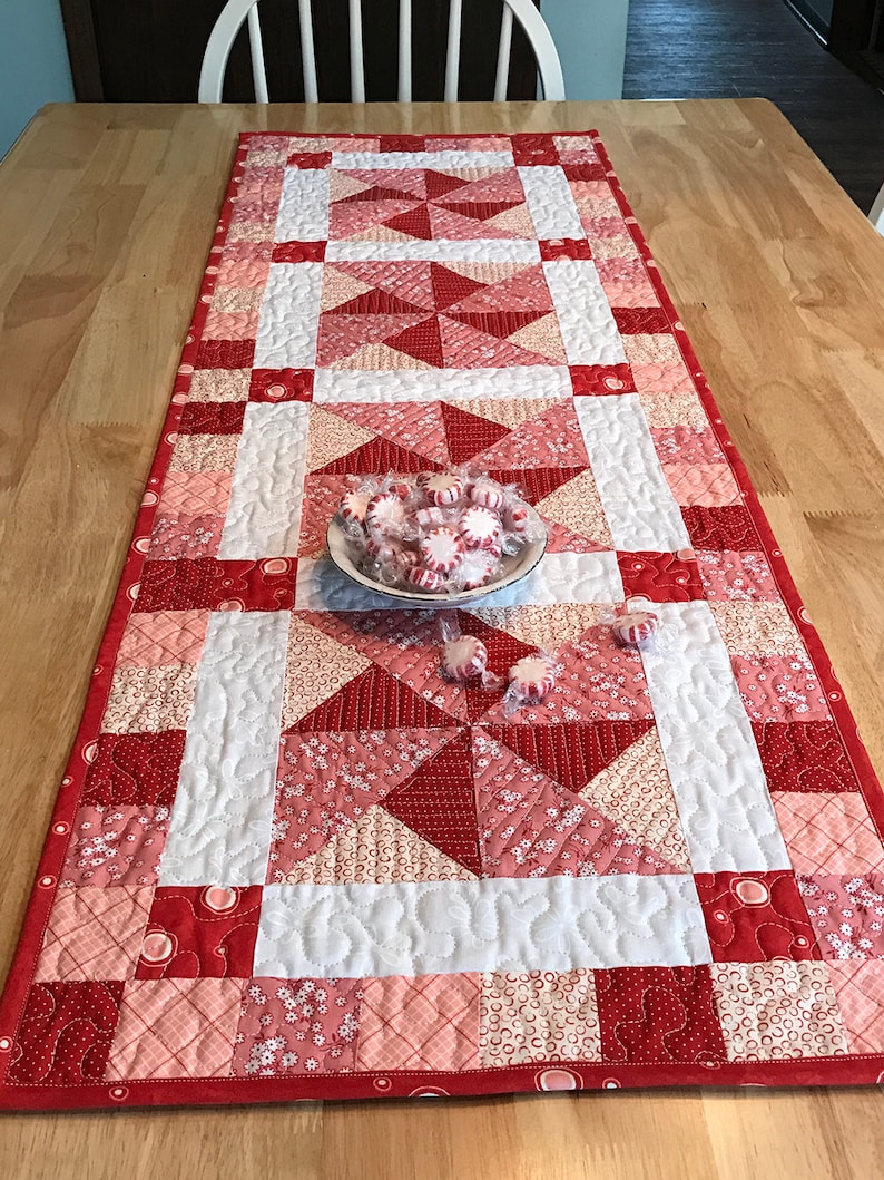 Peppermint Pinwheels Quilted Table Runner Tulip Square Pattern 566 Mailed Paper Pattern image 4