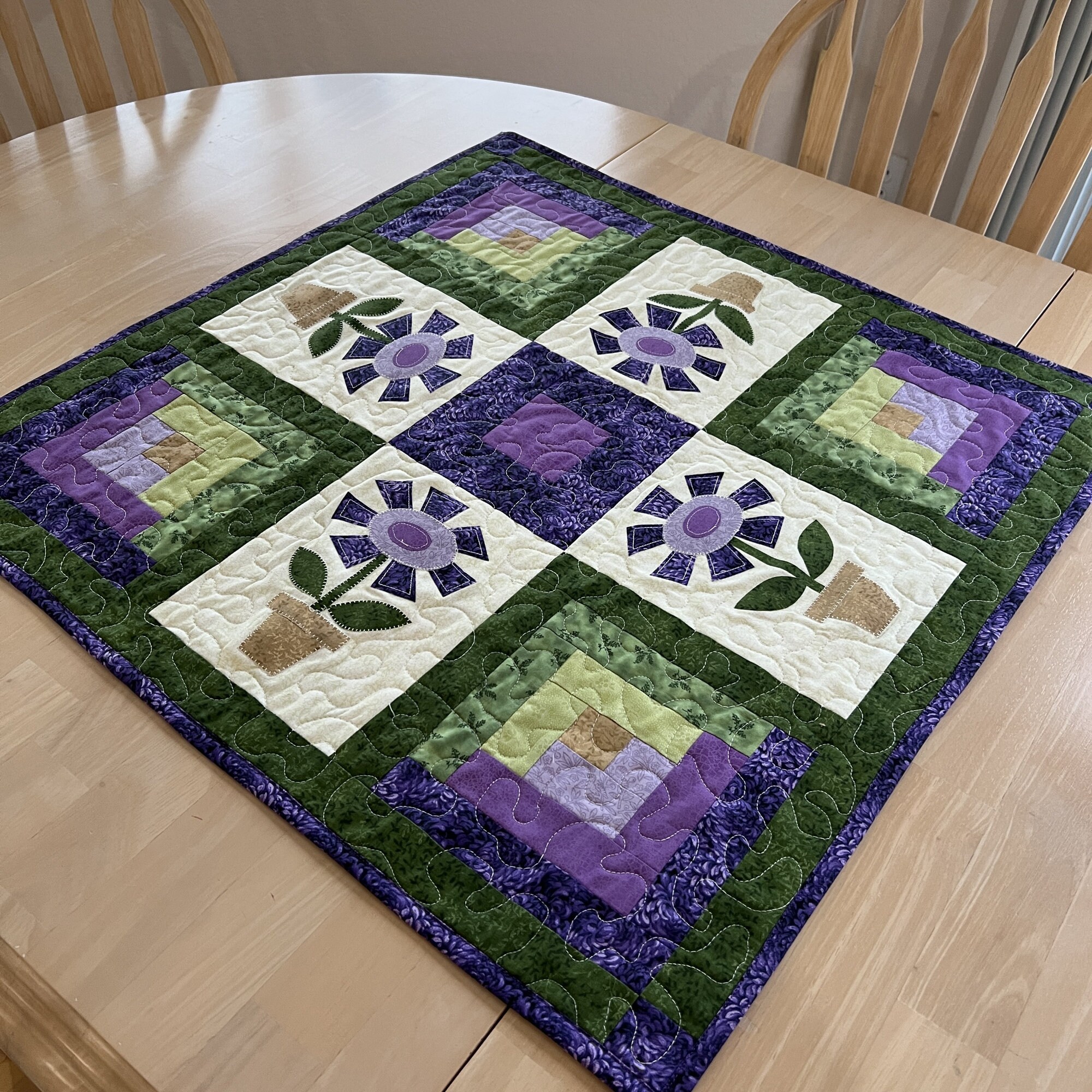 Potted Flowers Quilted Table Topper - Tulip Square Pattern #513 ...