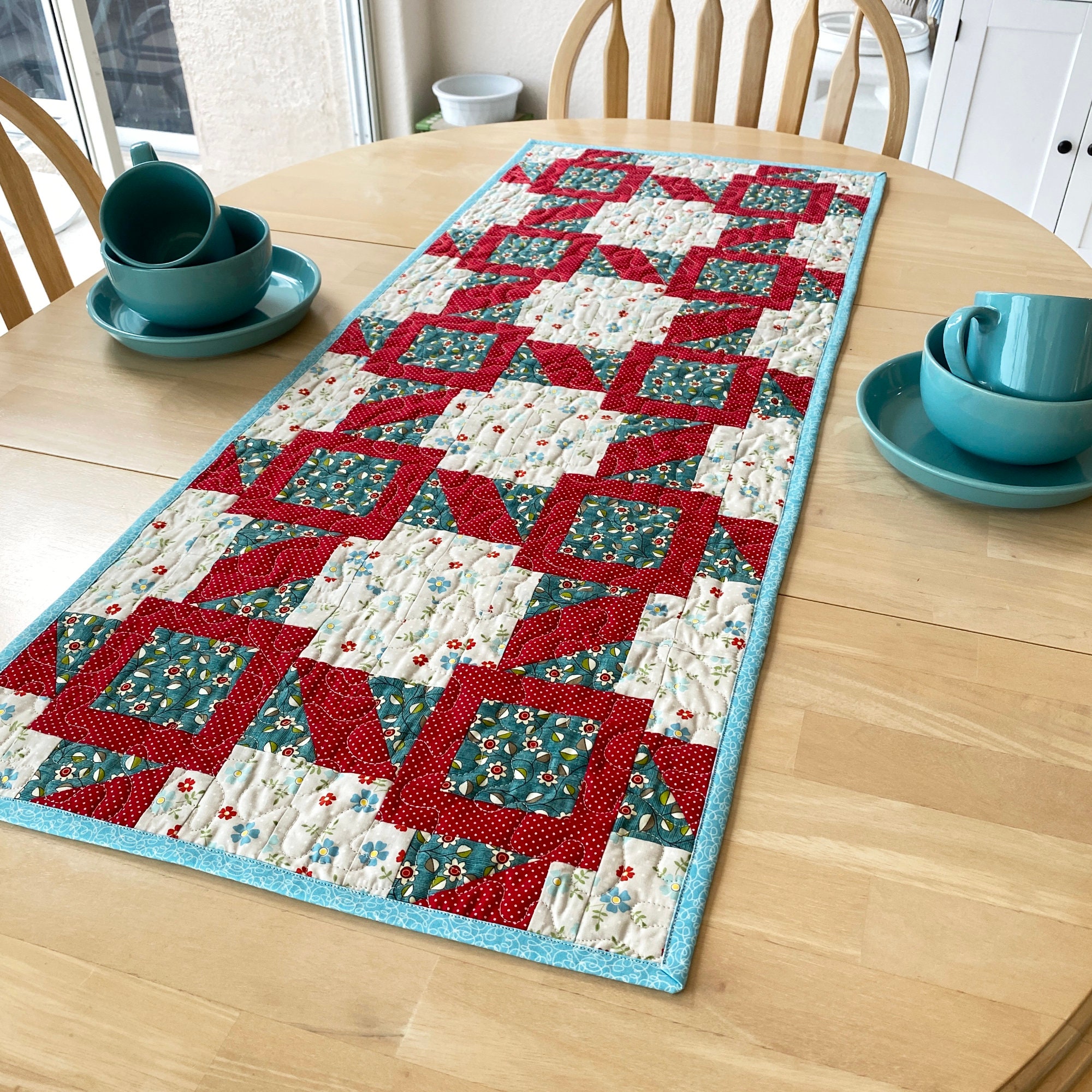 Railroad Tracks Quilted Table Runner - Tulip Square Pattern #549 ...
