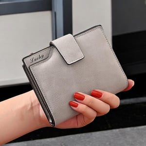 Women's PU Leather Short Wallet – Foldable Card Holder & Coin Purse, Compact And Portable, Stylish Purse for Ladies