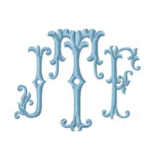 Puede incluir: Diseño de bordado de monograma azul claro con las letras J, M y P. Las letras tienen un diseño ornamentado y estilizado con adornos decorativos y recortes en forma de diamante. Adecuado para proyectos de bordado, monogramas y regalos personalizados.