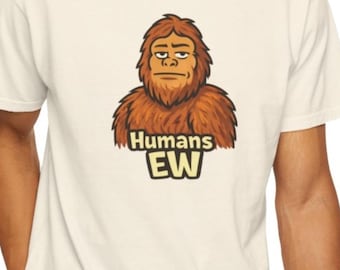 Camiseta de Bigfoot gruñón, camiseta con humor sobre criaturas críptidas, ropa de Sasquatch de algodón teñido en prenda.