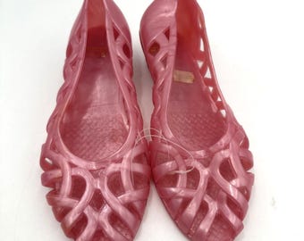 Vintage-Sandalen im Stil der 1980er Jahre, rosafarben. Schuhe aus Kunststoff-Mesh, Größe 5