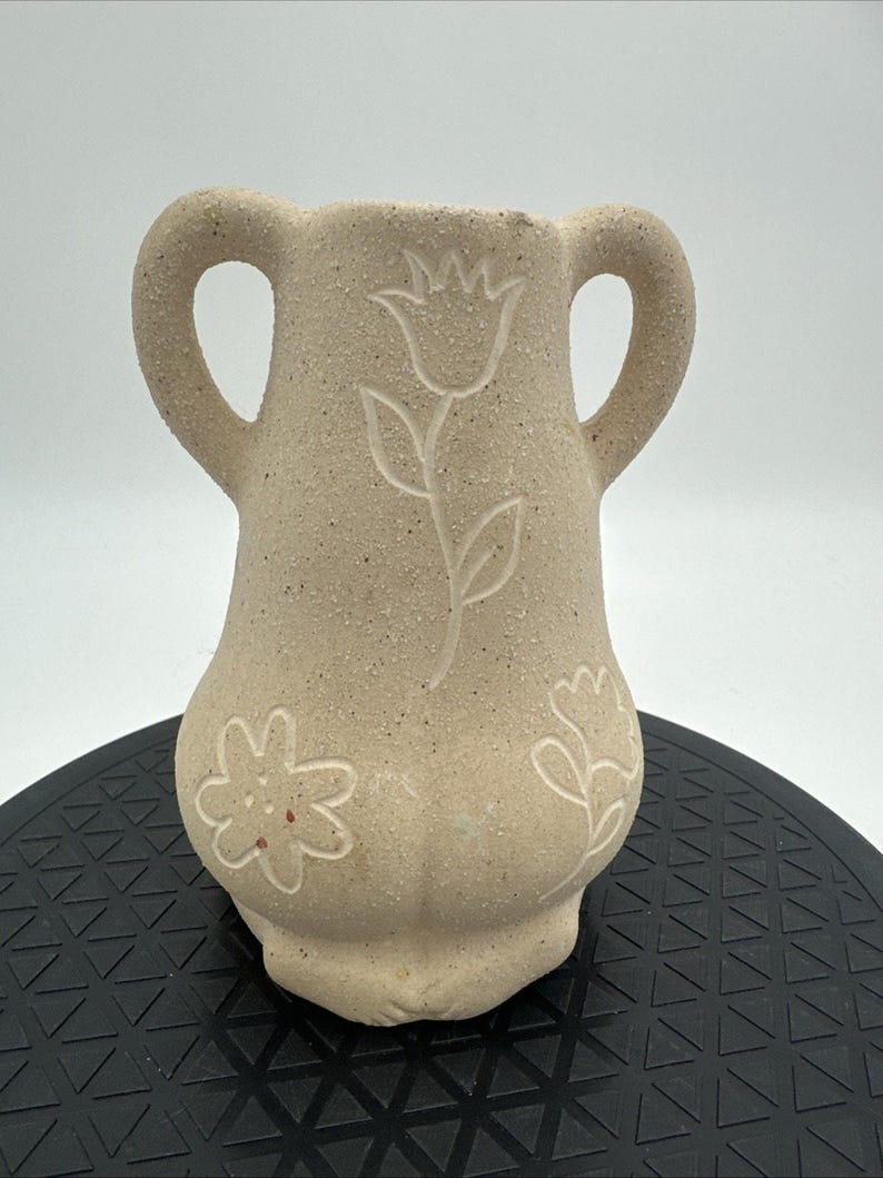Urban Outfitters Ceramic Leggy Lady Vase image 3