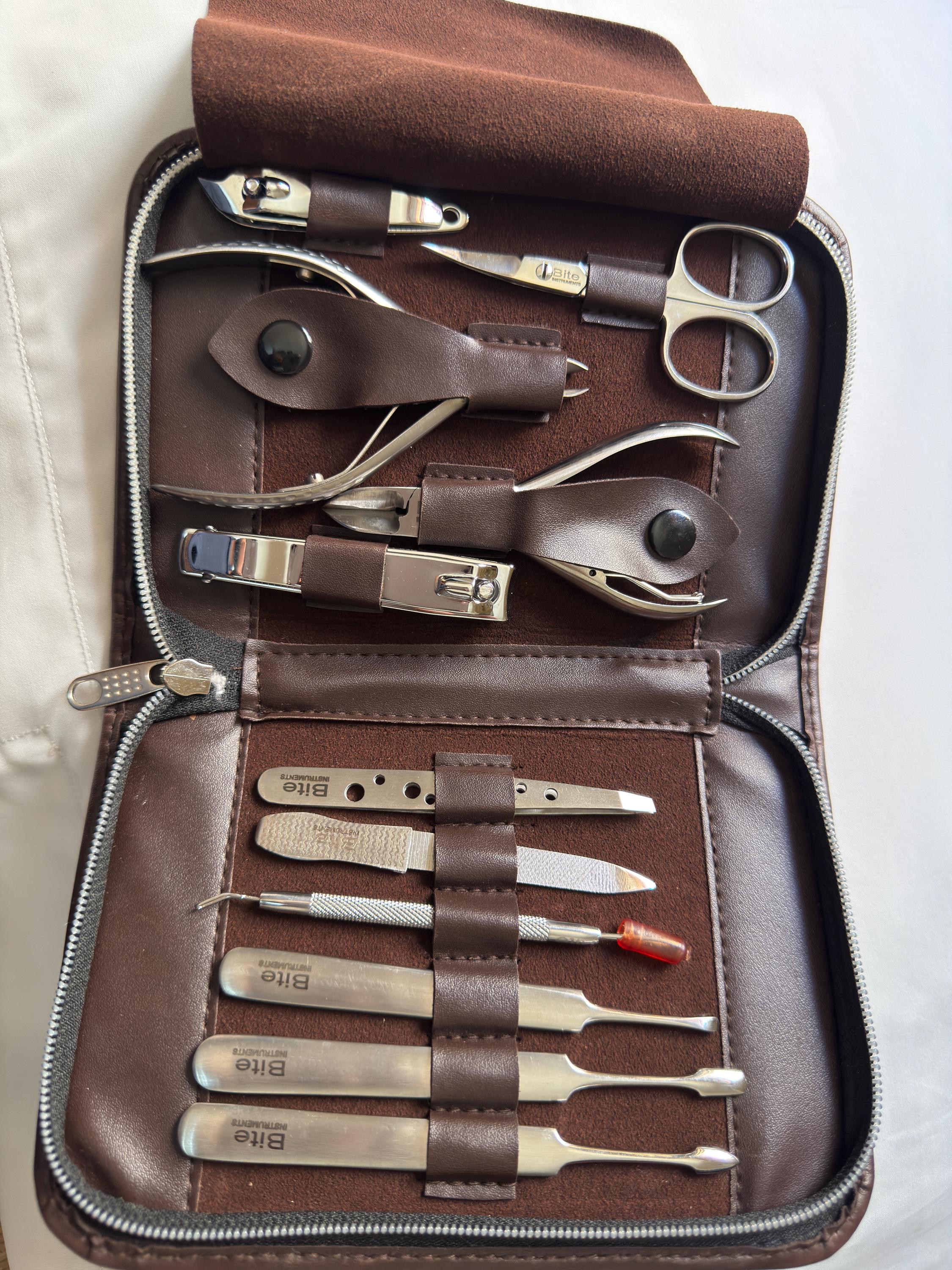 marQus Maniküre-Pediküre-Set Maniküre Set Solingen - Vergleichssieger mit Top Preis/Leistung, Echt Leder Etui handlich