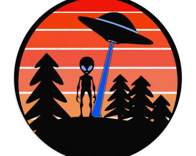 Alien Design Mouse Pad for Gamers, Outer Space Office Decor, Gift for Sci-Fi Lovers, Unique Desk Accessories, UFO Enthusiast, Nerd Gift