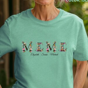MIMI Shirt - Personalisiertes Großmutter T-Shirt - Blumennamen-Shirt - Komfortfarben-T-Shirt