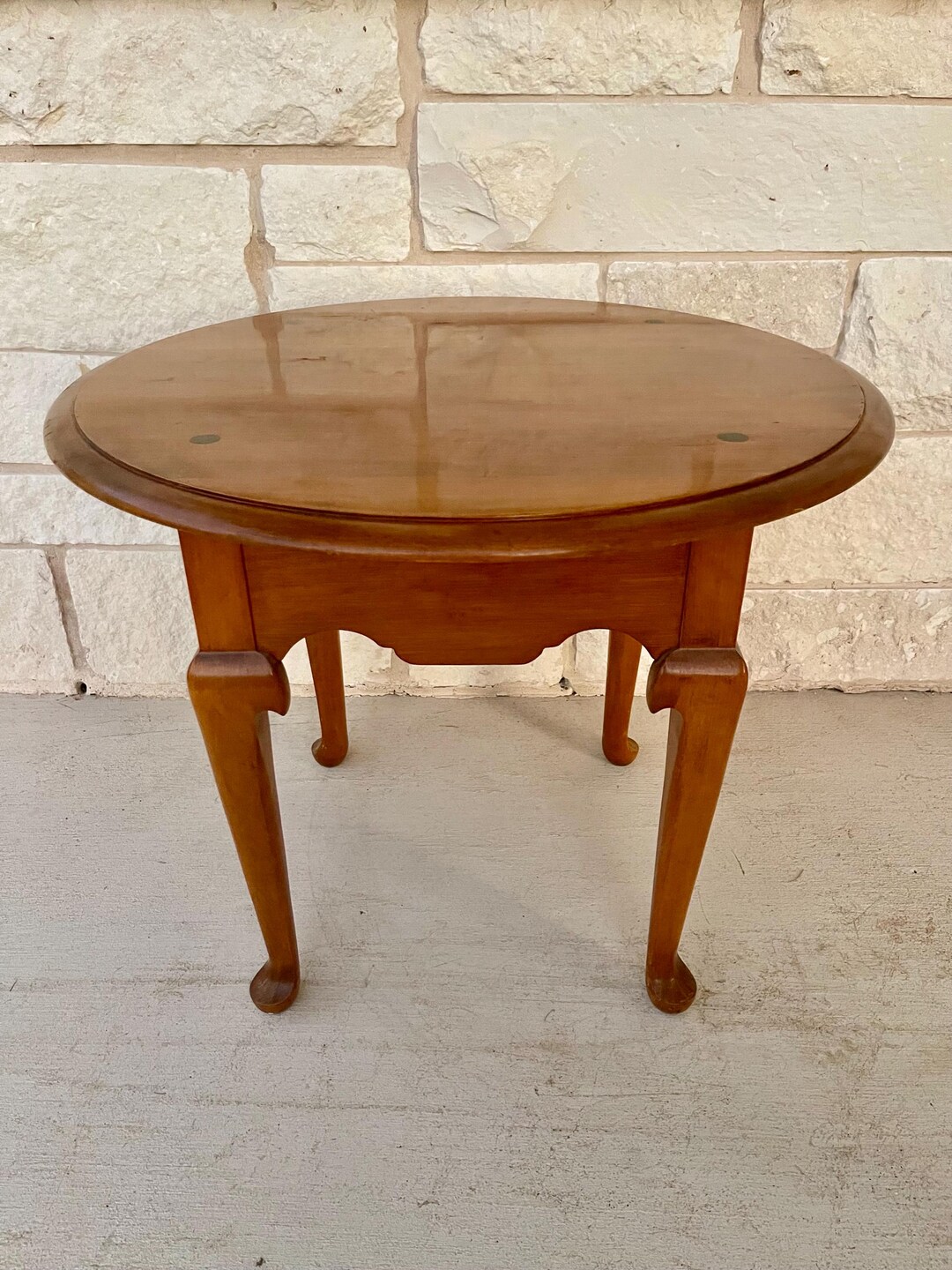 Ethan Allen Heirloom Maple Queen Anne Side Table, Vintage Round