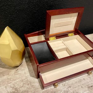 Vintage Mele Co Men’s Wooden Dresser Valet Box: Burlwood Walnut Finish, Ring Rolls, Watch Drawer, Leather Coin Slide (11-8-4”)