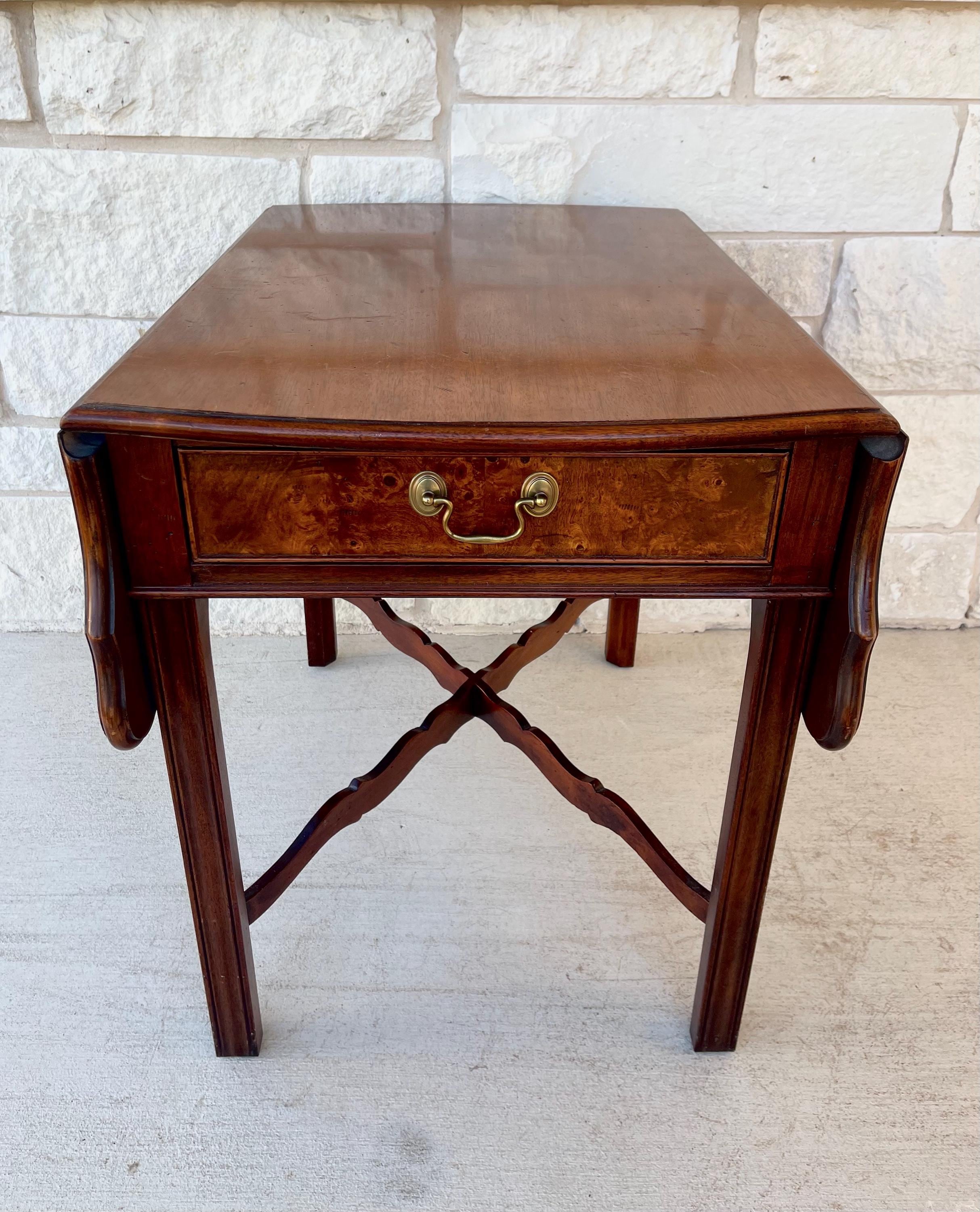 Vintage Hekman Table - Etsy