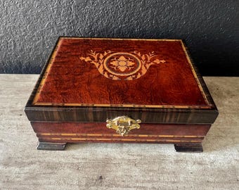 Vintage mahoniehouten sieradenkist: organizer sieradendoosje, gespiegeld deksel, rolringen, inlegwerk inlegwerk ontwerppatroon (11"-9"-4")
