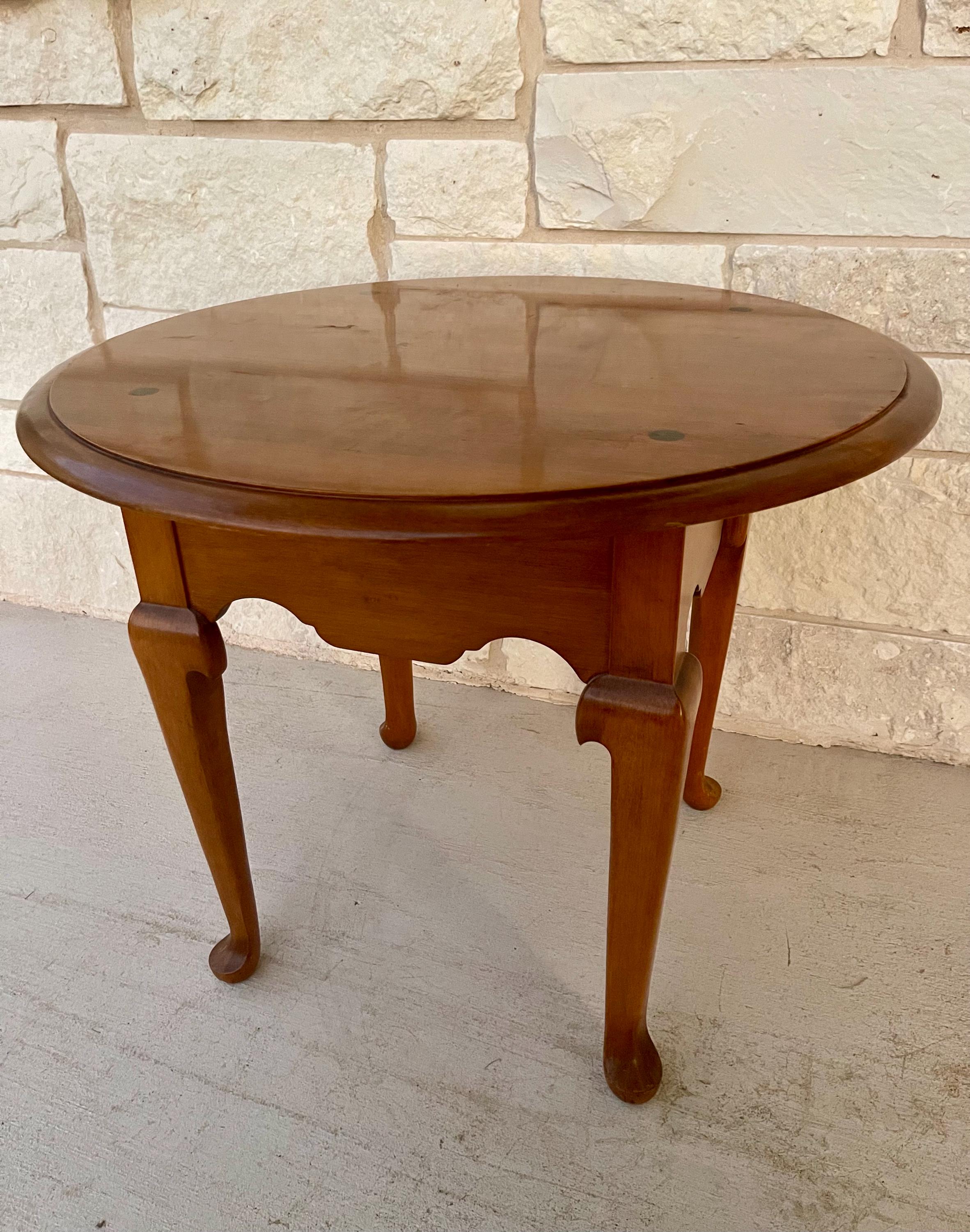 イーサン・アレン クイーンアンスタイル マホガニー ドロップリーフサイドテーブル Ethan Allen Heirloom Maple Queen Anne Side Table, Vintage Round