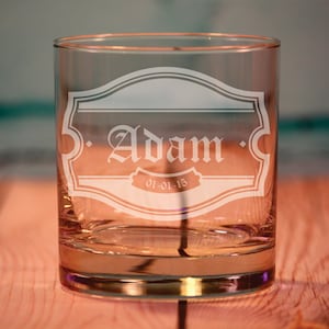 4 Custom Etched Old Fashioned Glasses - Rocks Glasses Groomsmen Gifts - Mens Gift - Engraved Rocks Glasses