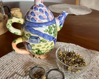 Tetera individual con diseño rústico pintado a mano: juego de té apilable y original.