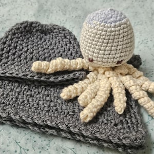 NICU Octopus Gift Set Preemie Baby Blanket, Beanie, Cotton Crochet