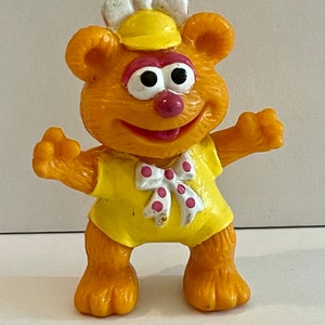 vintage Jim Henson muppets muppet babies baby Fozzie bear PVC toy