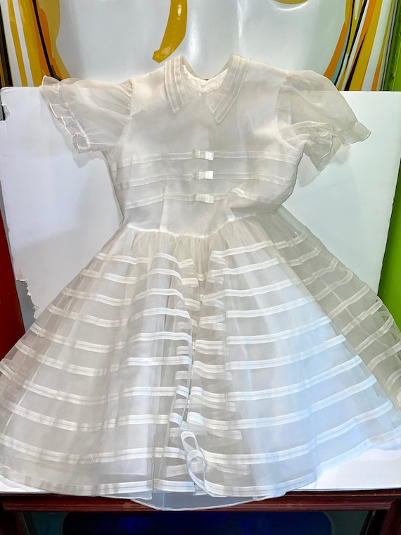 Vintage First Communion Dress Halloween Costume or Flower Girl Jr. Bridesmaid - Etsy Vintage First Communion Dress Halloween Costume or Flower Girl Jr. Bridesmaid - Etsy