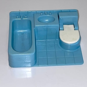 1989 Fisher Price little people FP LP one piece bathroom floor, sink, bathtub and toilet
