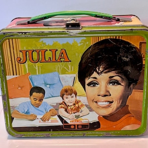 1969 Julia nurse TV show King Seeley Thermos metal lunch box lunchbox Savannah productions