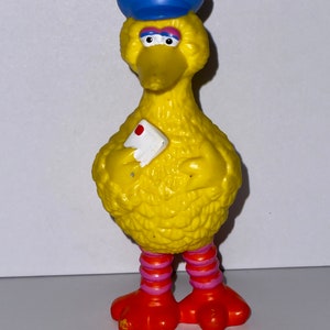vintage Tara toys Jim Henson Sesame Street Big Bird as mailman  PVC figure JHP