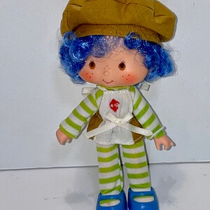 vintage 1980s American Greetings Strawberry Shortcake Crepe Suzzette doll Minty