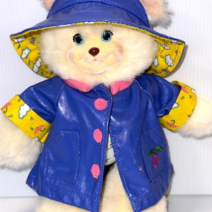 vintage 2000 Fisher Price Briarberry Bears Liseberry 10” plush bear