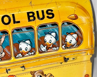 1950's Vintage Aladdin Industries Walt Disney Yellow School 1950's Vintage Aladdin Industries Walt Disney Yellow School
