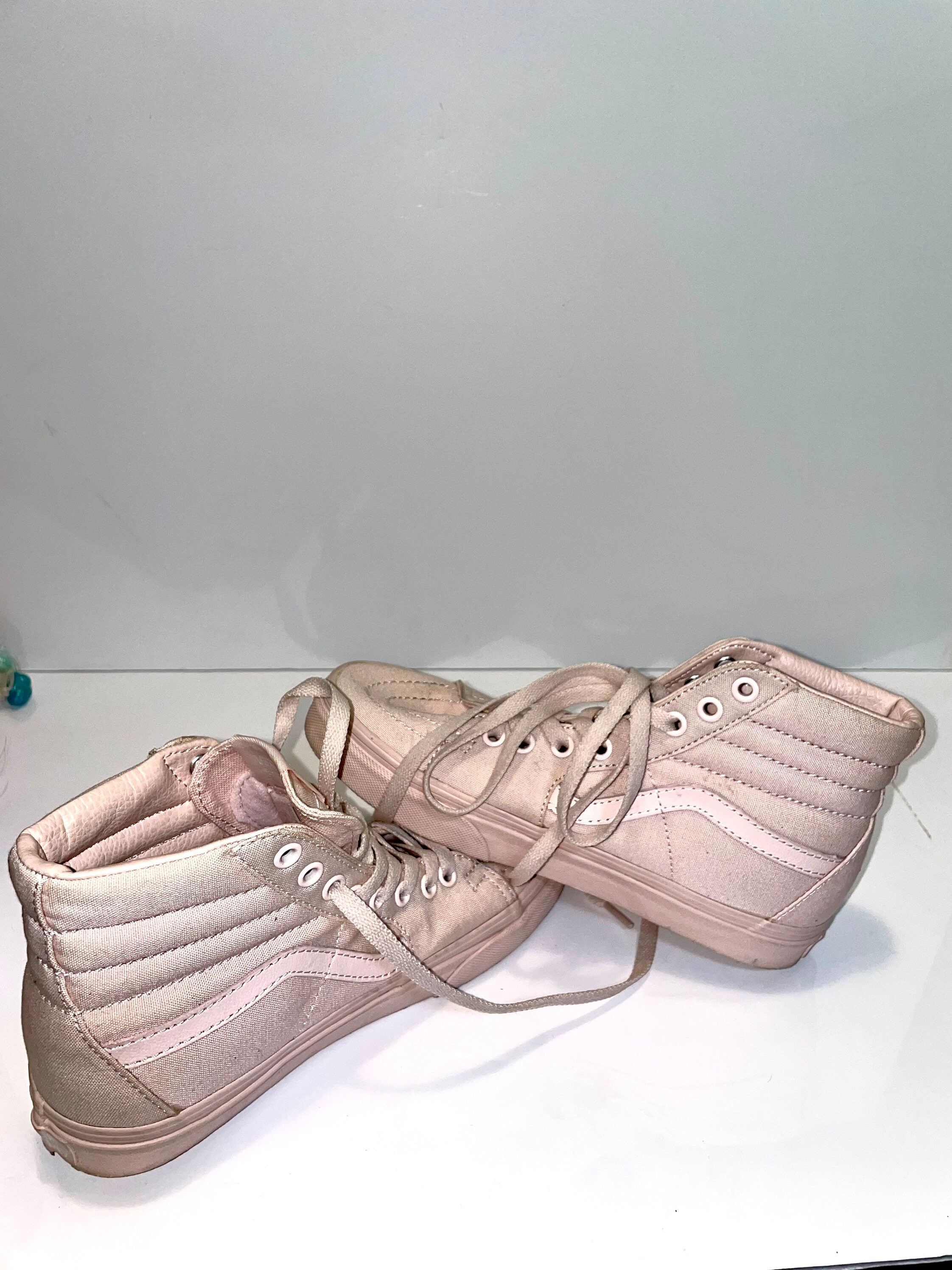 Blush high top top vans