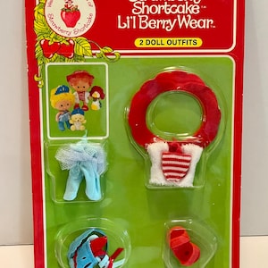 vintage 1982 Kenner General Mills Strawberry Shortcake lil berry wear doll outfits MIP
