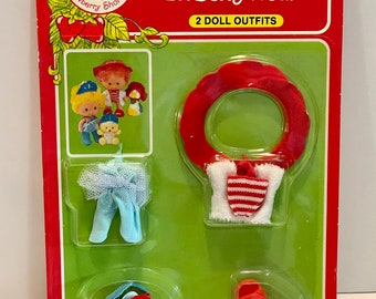 vintage 1982 Kenner General Mills Strawberry Shortcake lil berry wear doll outfits MIP