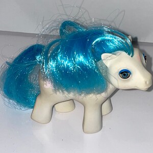 vintage 1986 my little pony baby pony with bedding bye eyes Hong Kong hasbro Bradley conclave foot MLP #95
