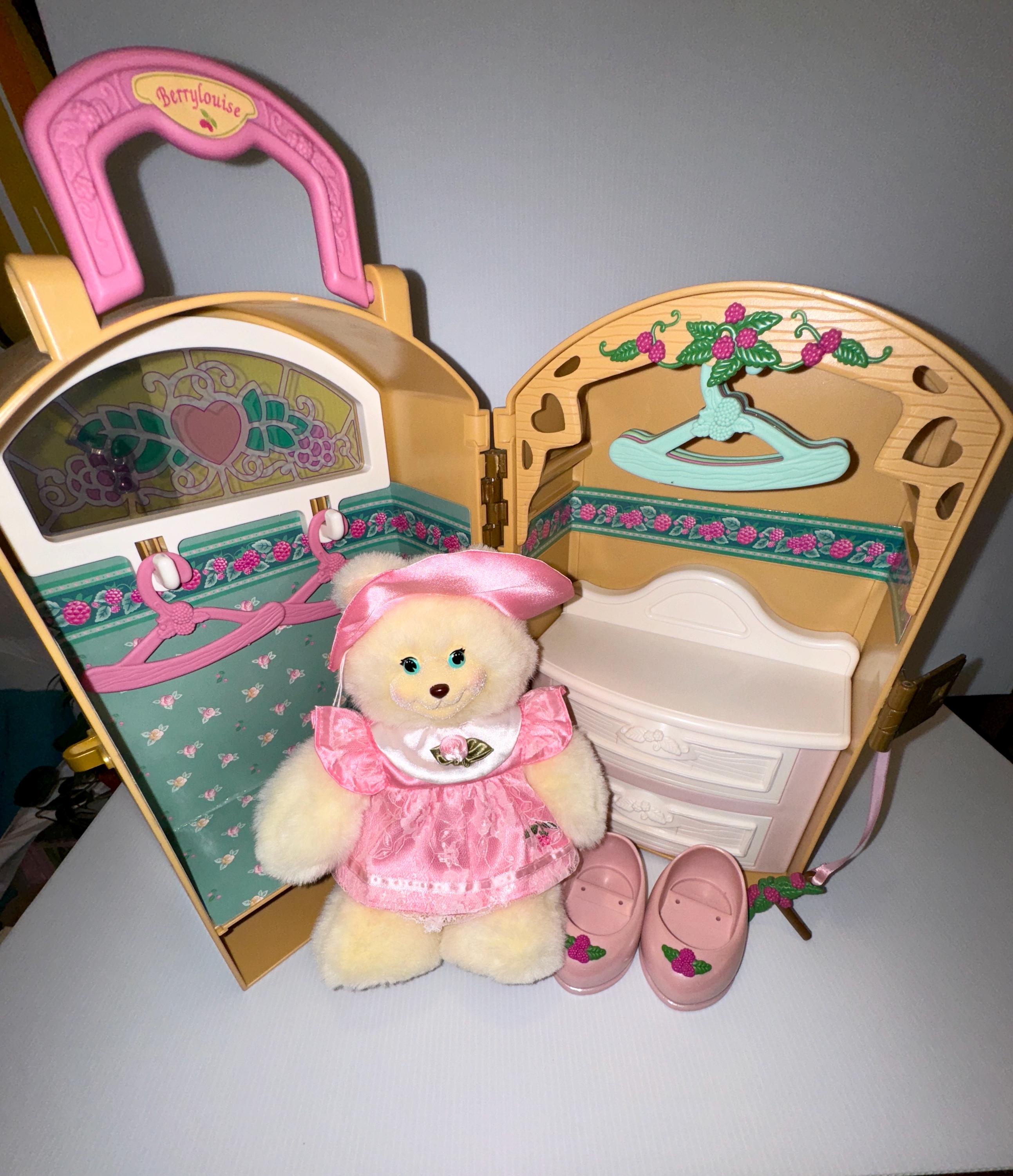 Vintage 1999 Fisher Price Briarberry Bears Plush Bear Berry Louise