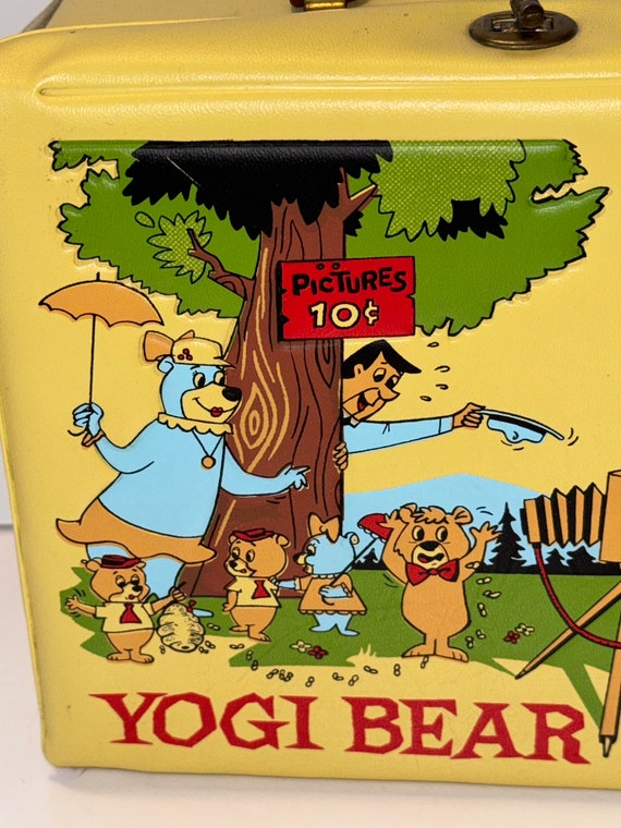 Vintage Hanna Barbera Yogi Bear Aladdin Brand Vinyl Lunch Box in